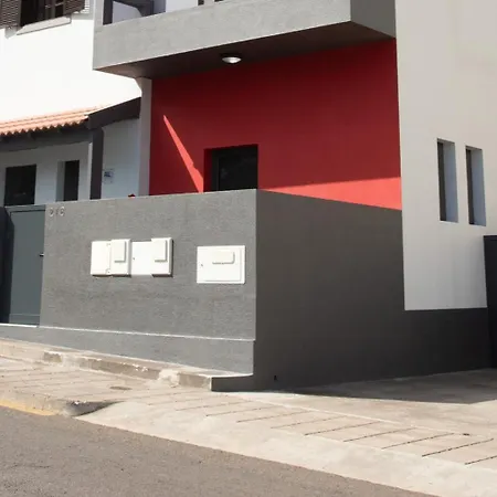 Village Center Two Bedroom Apartment Porto Moniz Exterior photo
